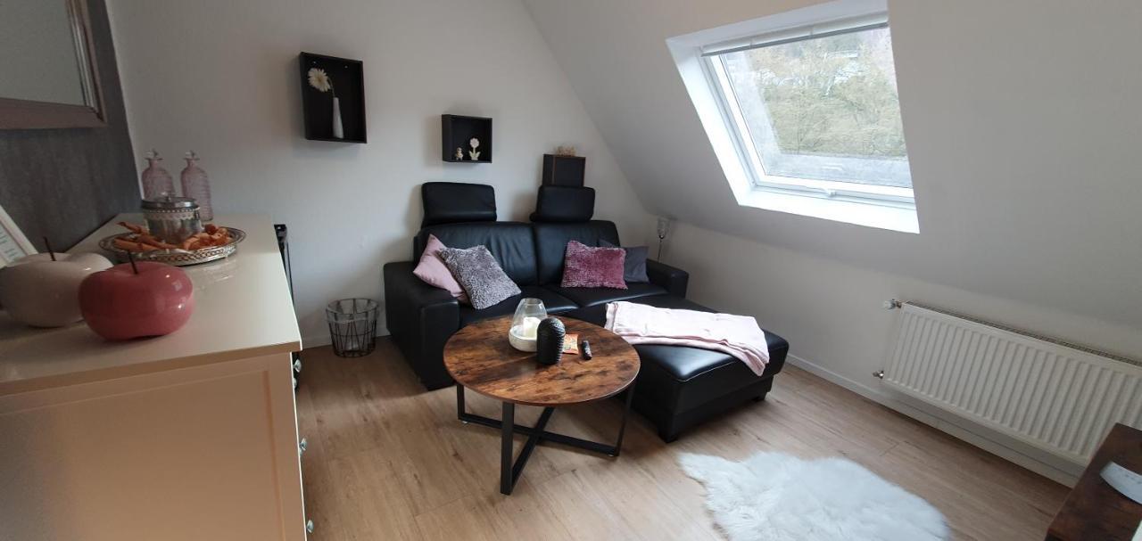 Gaestehaus Burgberg, Weinhaus Fries Kattenes Kültér fotó