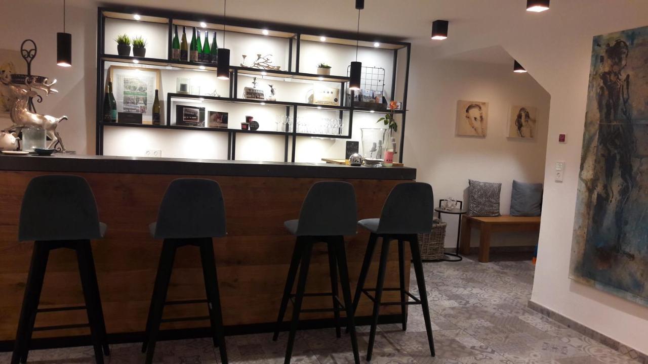 Gaestehaus Burgberg, Weinhaus Fries Kattenes Kültér fotó