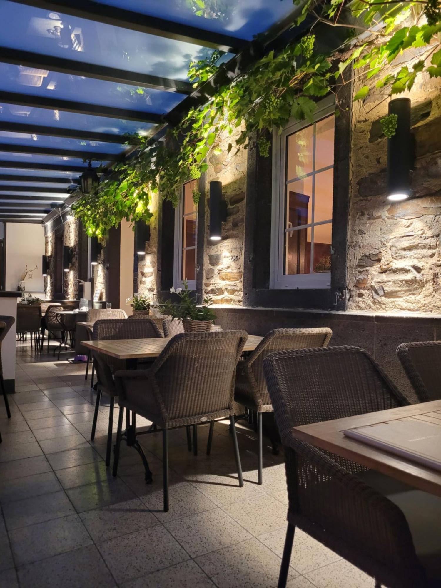 Gaestehaus Burgberg, Weinhaus Fries Kattenes Kültér fotó