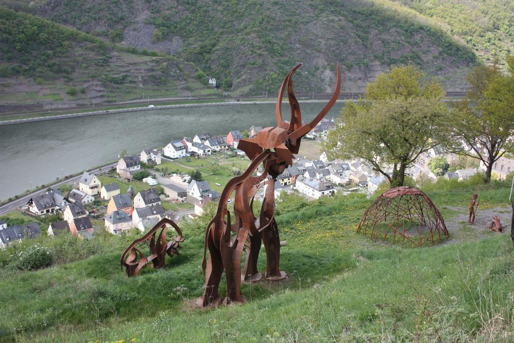 Gaestehaus Burgberg, Weinhaus Fries Kattenes Kültér fotó