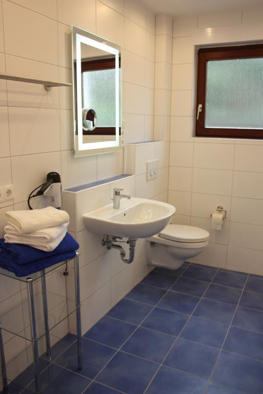 Gaestehaus Burgberg, Weinhaus Fries Kattenes Szoba fotó