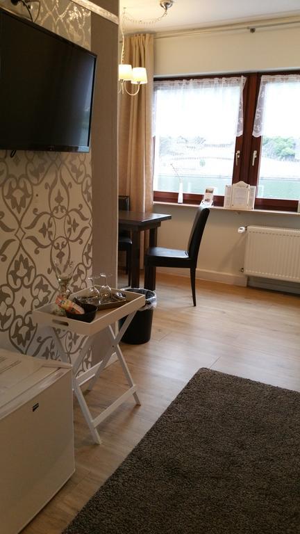 Gaestehaus Burgberg, Weinhaus Fries Kattenes Kültér fotó