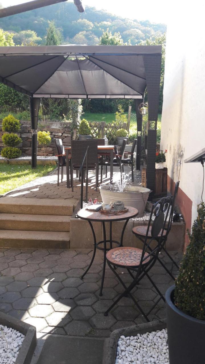 Gaestehaus Burgberg, Weinhaus Fries Kattenes Kültér fotó